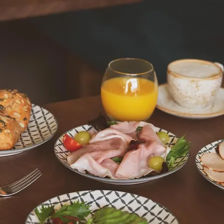 Silla Boutique Bed & Breakfast *